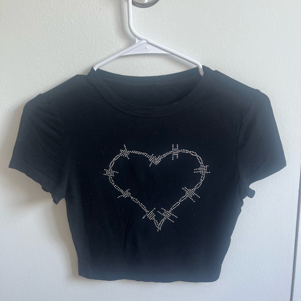 Elegant Black Heart Women's Tee